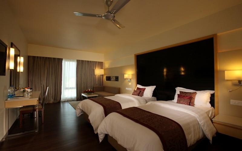 Hotel Shelton Rājahmundry Dış mekan fotoğraf