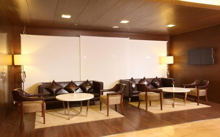 Hotel Shelton Rājahmundry Dış mekan fotoğraf