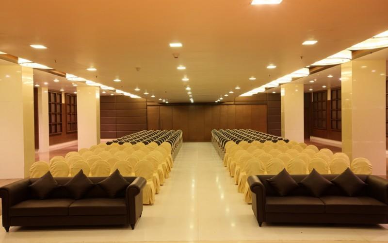 Hotel Shelton Rājahmundry Dış mekan fotoğraf
